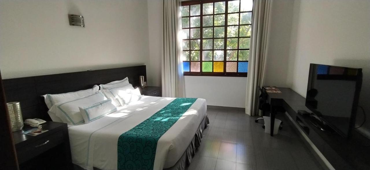 Hotel Union Girardot Exterior foto